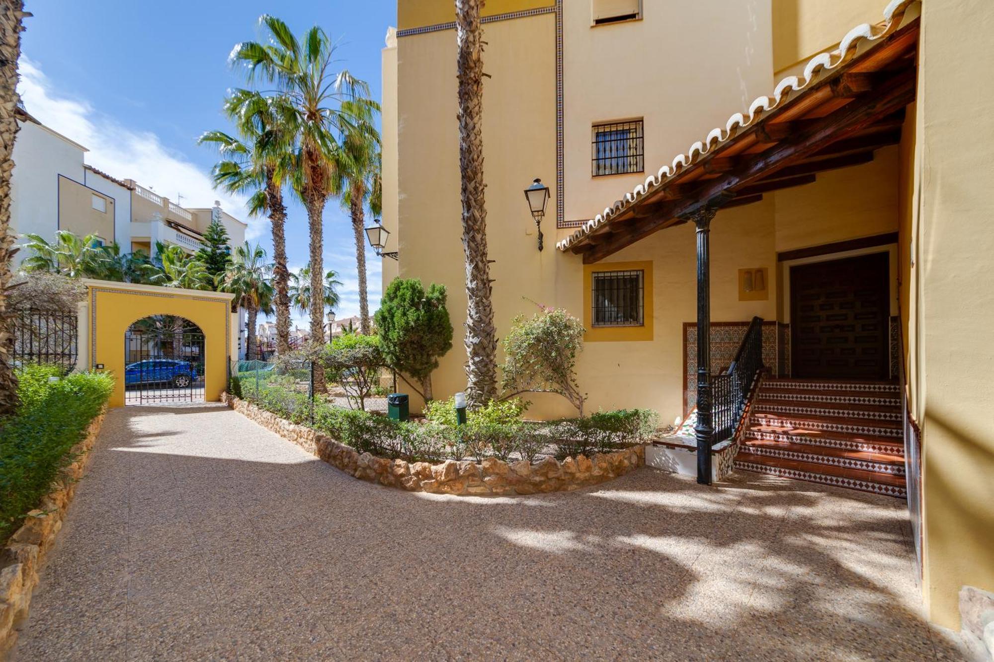 Premium Apartment Beach Aldea Del Mar Торрев'єха Екстер'єр фото